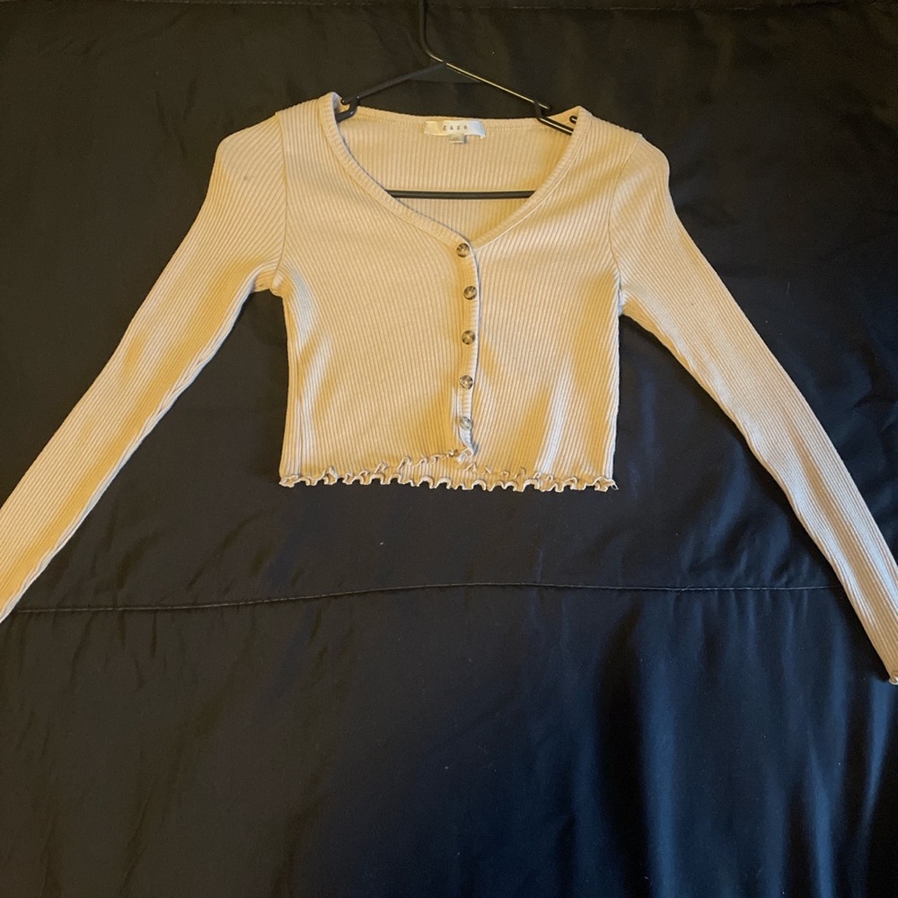 Tan long sleeved crop top
